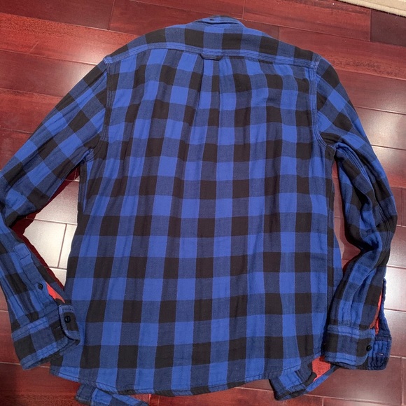 Gap classic flannel lumberjack button up shirt - Picture 2 of 5